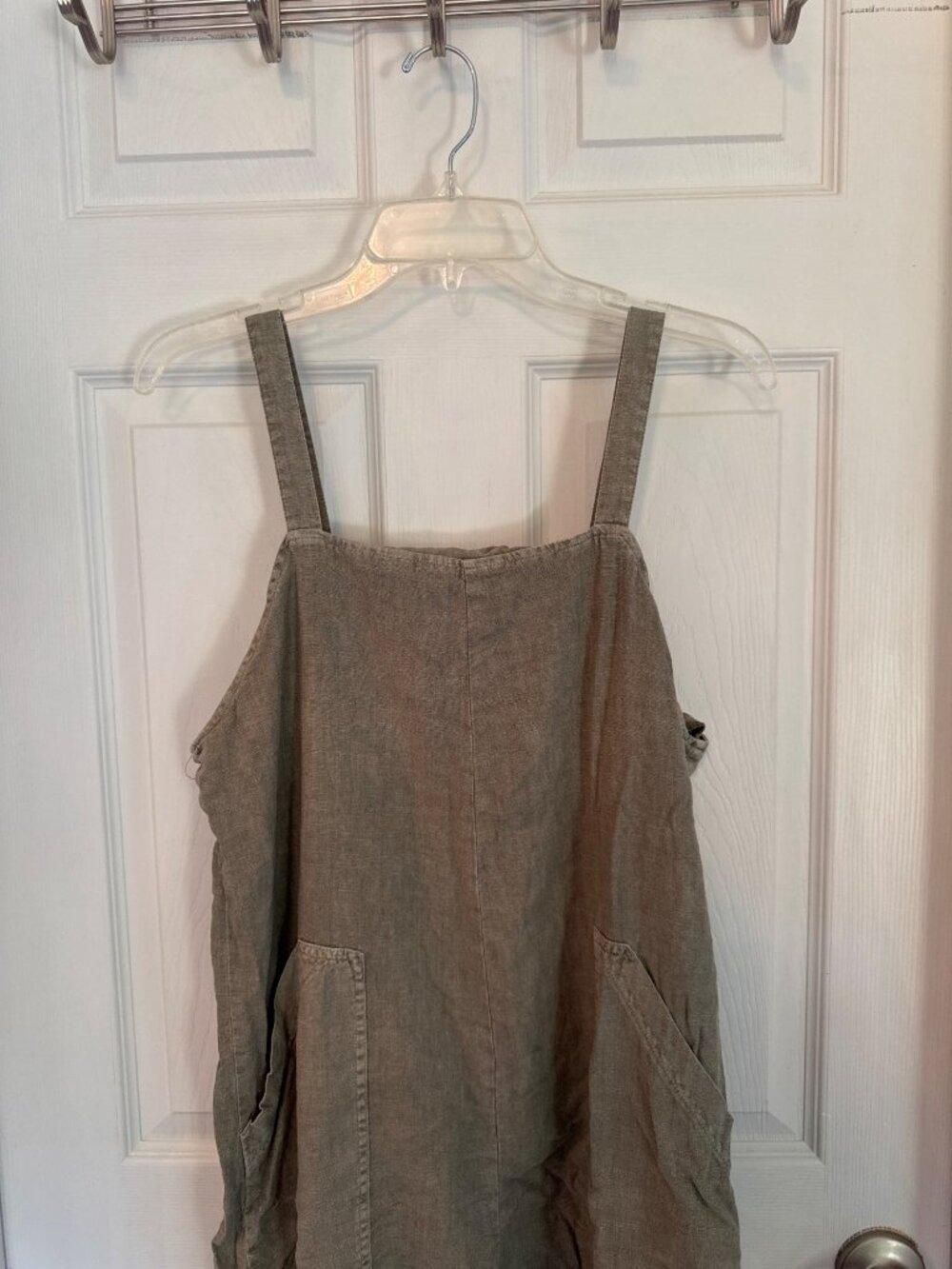 Universal Thread Lagenlook Green Linen Blend Sleeveless Jumpsuit Size Medium - Picture 3 of 9